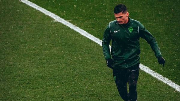 DT del Elche sorprende: "Si Lucas Cepeda hubiese estado con gente que le pudiera ayudar un poco más..."

