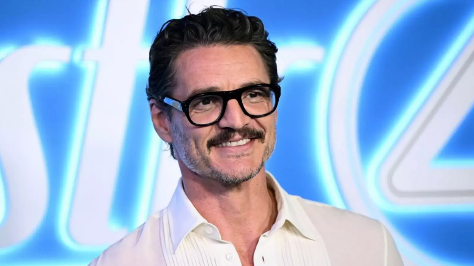 La pena que afecta a Pedro Pascal: compartió emotivo mensaje de despedida