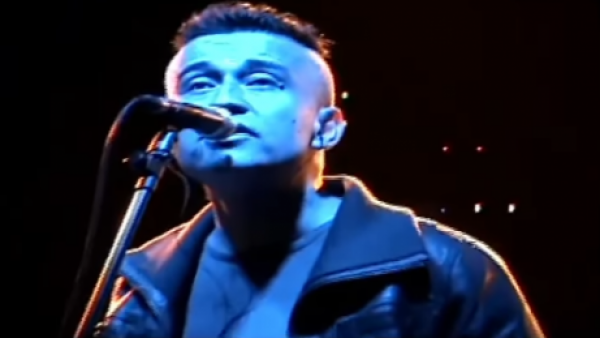 Jorge González sorprendía cantando un clásico de Rick Astley en una prueba de sonido en Valparaíso
