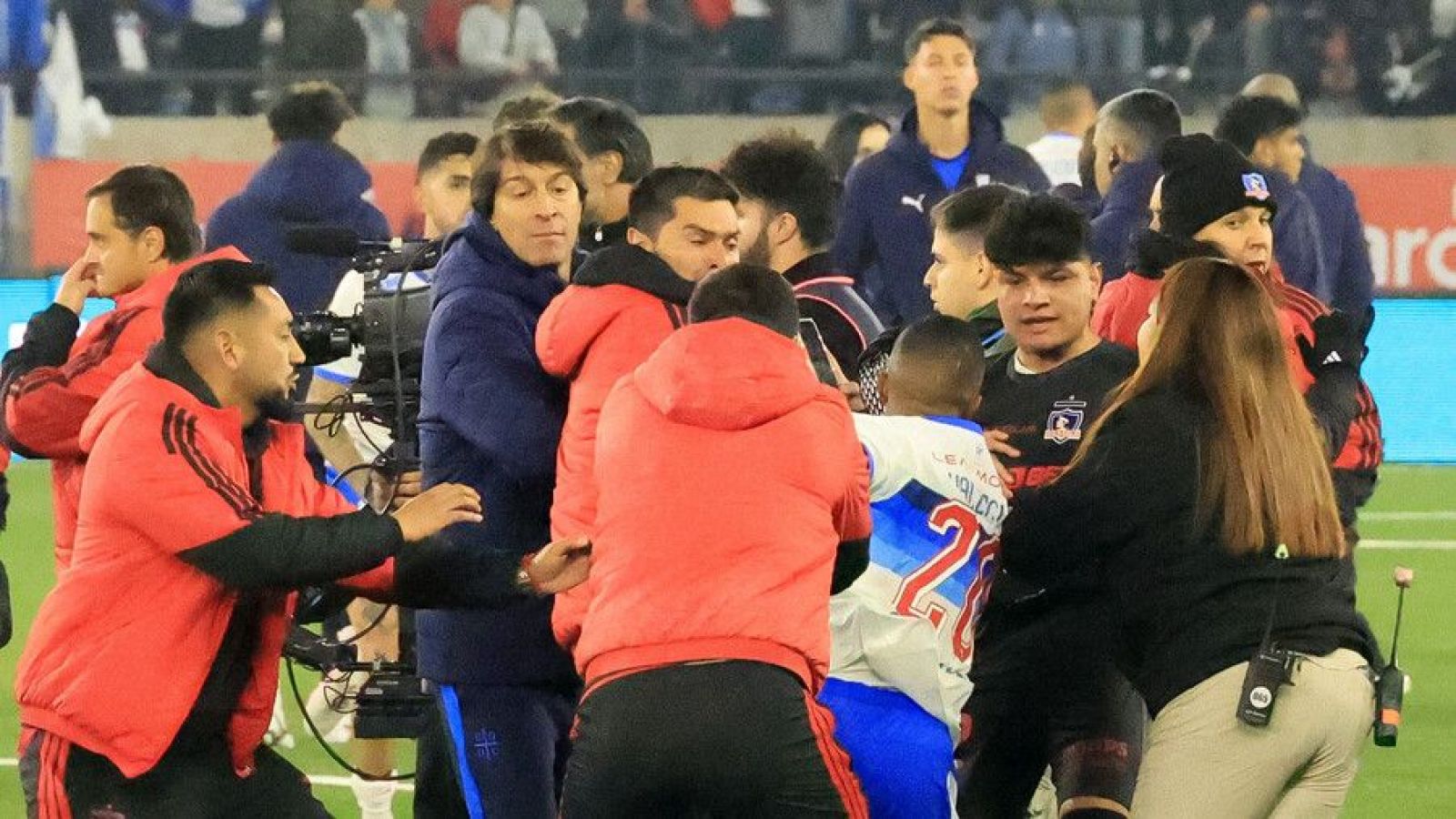 Los cuatro jugadores que serían castigados por pelea posterior al clásico UC- Colo Colo
