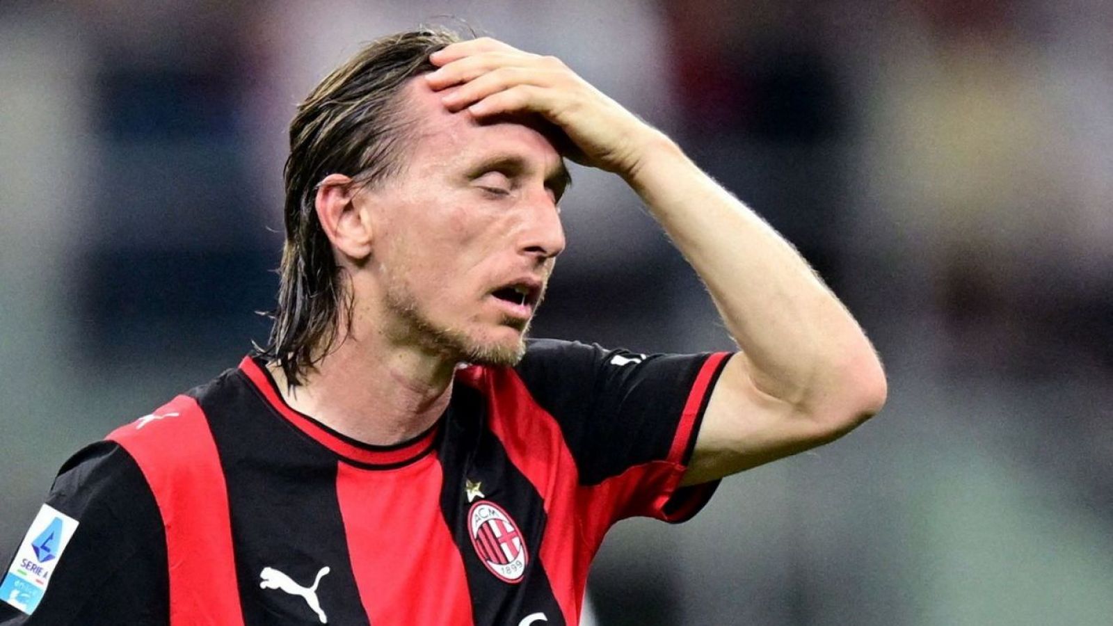 "Ha llegado el momento": Anuncian "revolución total" en Milán tras fracaso en la Serie A de Italia
