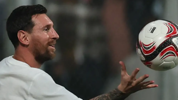 <p>Pruebas médicas confirman que Messi sufre "fatiga muscular"</p>Pruebas médicas confirman que Messi sufre "fatiga muscular"
