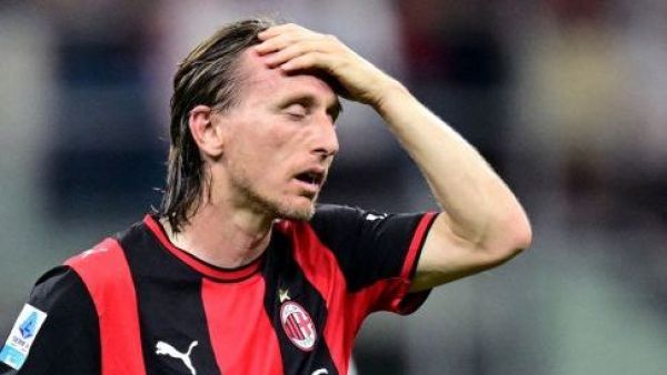 "Ha llegado el momento": Anuncian "revolución total" en Milán tras fracaso en la Serie A de Italia
