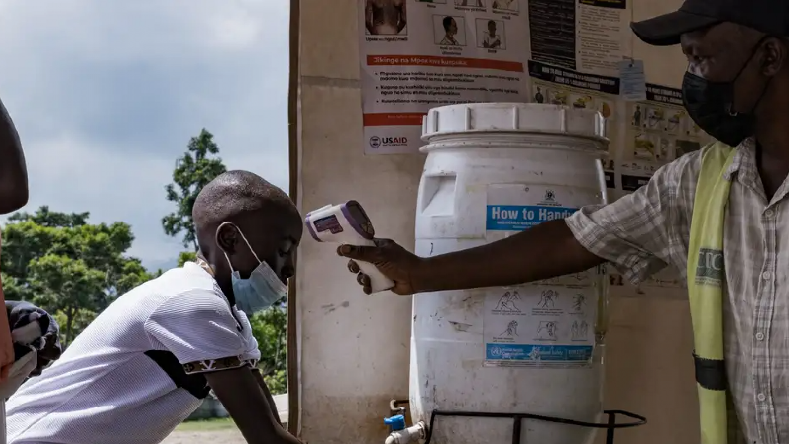 <p>Por brote de ébola: Uganda cierra frontera con República Democrática del Congo</p>
