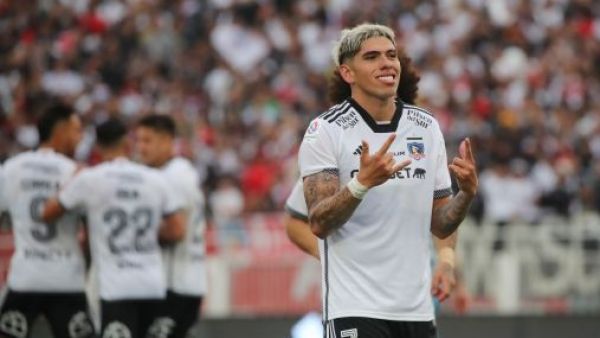 "Me preocupa y me entristece que Carlos Palacios quiera volver a Colo Colo, es un jugador que puede dar mucho más"
