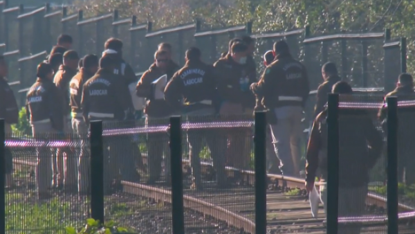 Encuentran ADN de terceros en arma de carabinero fallecido en Puerto Varas
