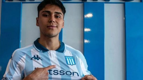 "Es una falta de respeto": Así reaccionaron los hinchas de Racing Club por regreso de Damián Pizarro
