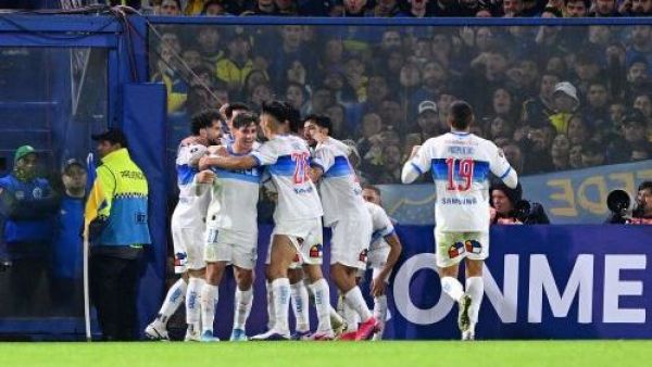 Triunfazo histórico sobre Boca Juniors en La Bombonera: ¡Universidad Católica clasifica a octavos de final en la Copa Libertadores!
