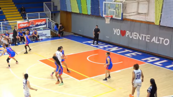 Basket Femenino en TVN: Colegio Los Leones mantiene el invicto frente a Puente Alto
