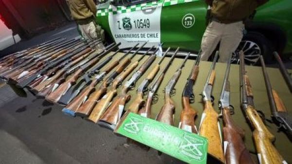 Carabineros retira de circulación 113 armas de fuego operativas en San Bernardo
