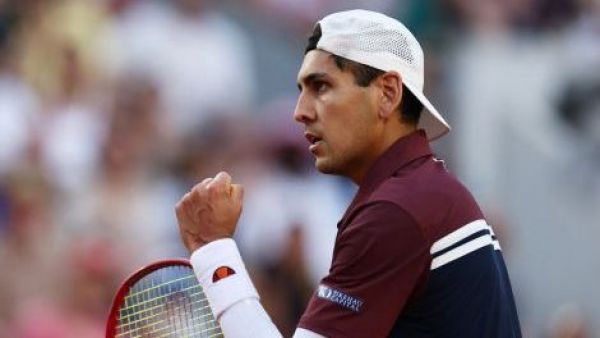 Actuación histórica: Alejandro Tabilo avanza a los octavos de final de Roland Garros