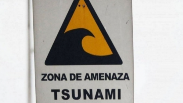 <p>SHOA descarta riesgo de tsunami para las costas de Chile tras fuerte sismo en la zona central</p>SHOA descarta riesgo de tsunami para las costas de Chile tras fuerte sismo en la zona central
