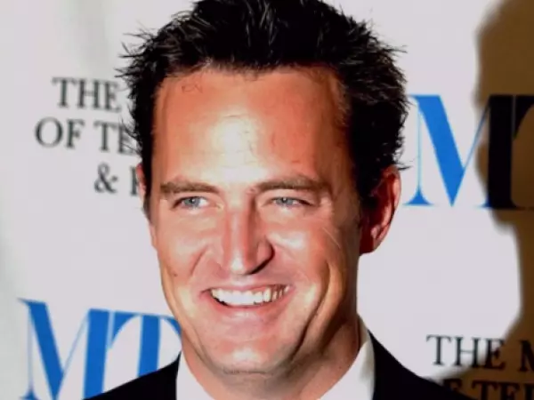 Tesoros de Matthew Perry saldrán a remate en beneficio de fundación contra las adicciones