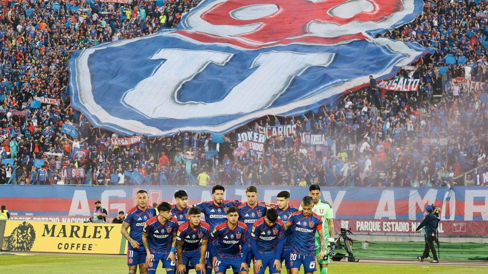Jugador de Universidad de Chile protagonizó accidente de tránsito

