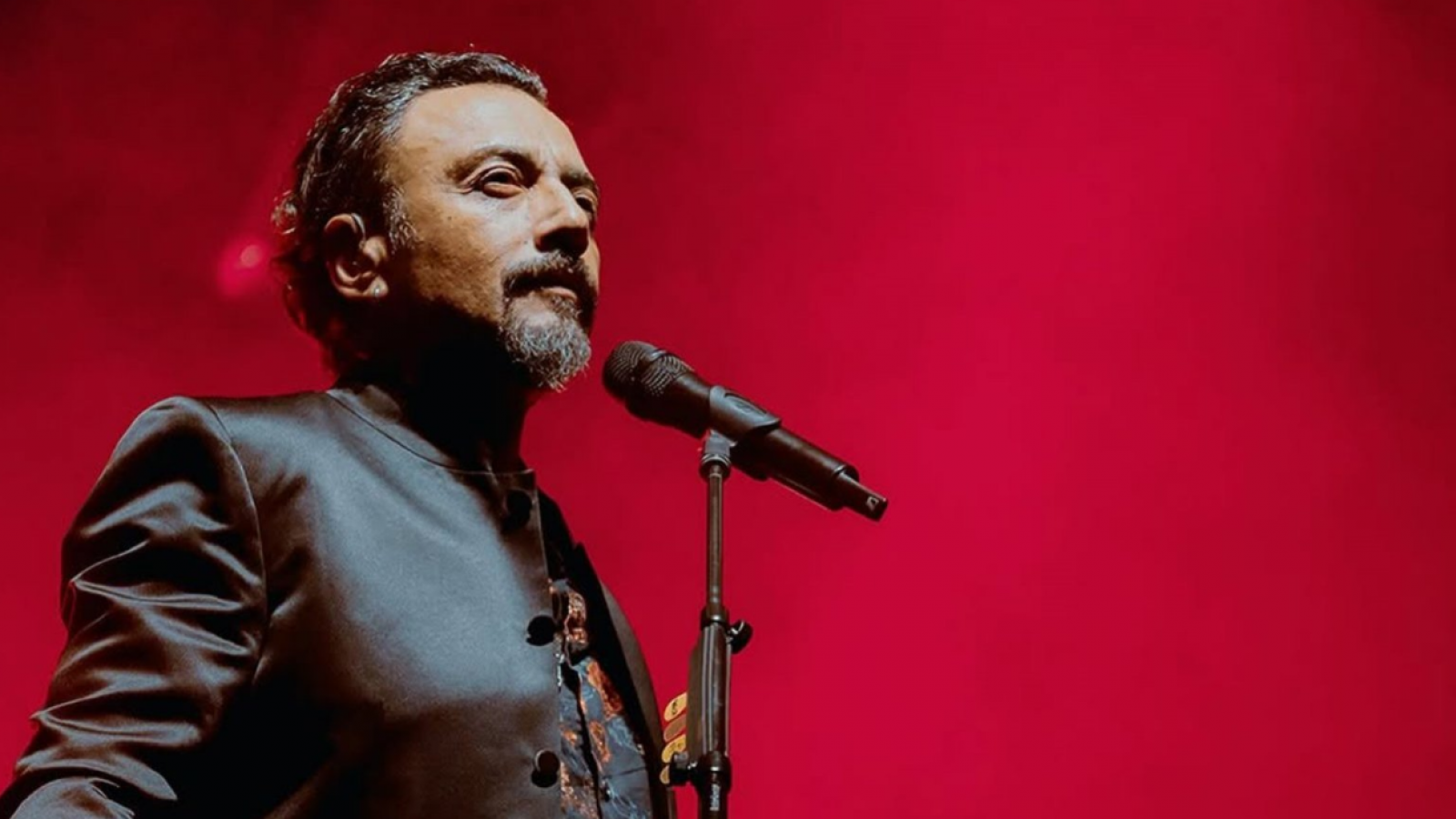 Vocalista de Lucybell comparte dolorosa pérdida familiar: "Están cada día en mi alma"
