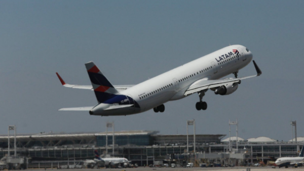 Aerolínea ofrece hasta 67% de descuento en más de 90 destinos en este Cyber Day 2026
