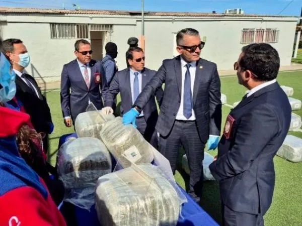 Detectan más de 458 kilos de cannabis ocultos en camión cisterna