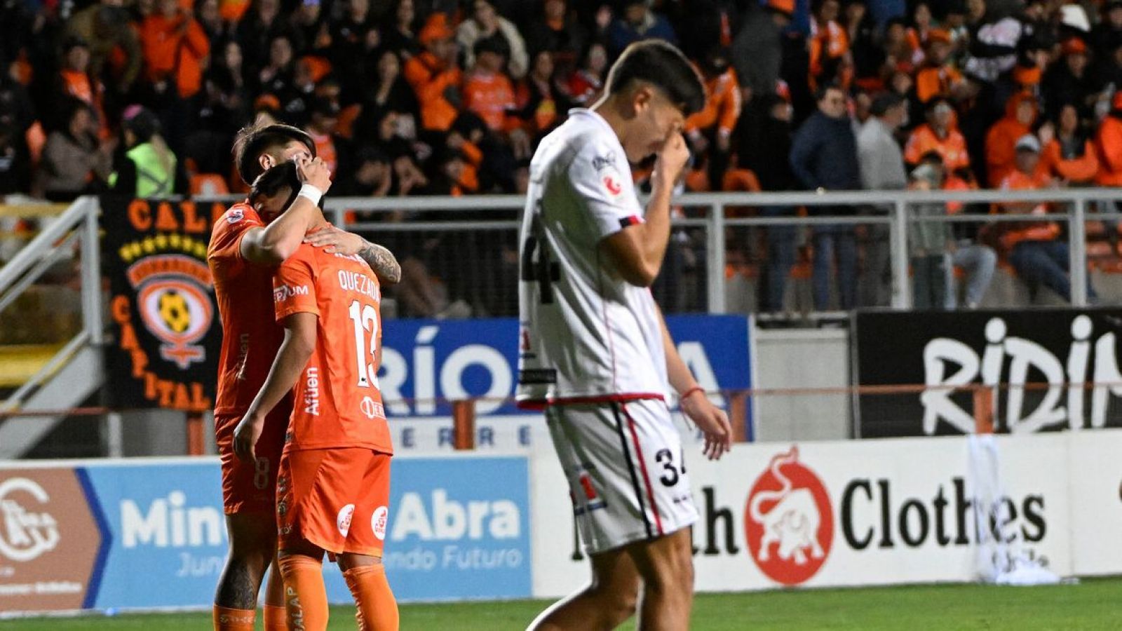 Cero triunfos y once derrotas: El dramático presente de Rangers de Talca
