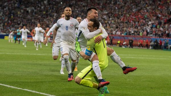 El sorpresivo gesto de Portugal con Claudio Bravo
