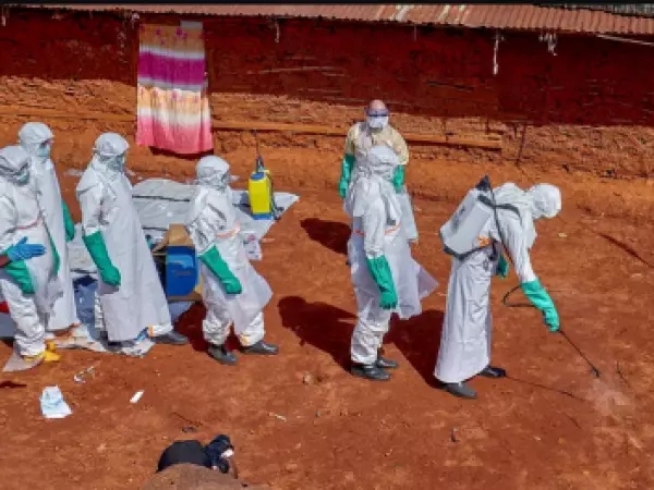 OMS reduce drásticamente los casos sospechosos de ébola