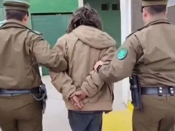 Tenía 83 detenciones: capturan a sujeto que arrojaba piedras a vehículos en autopista