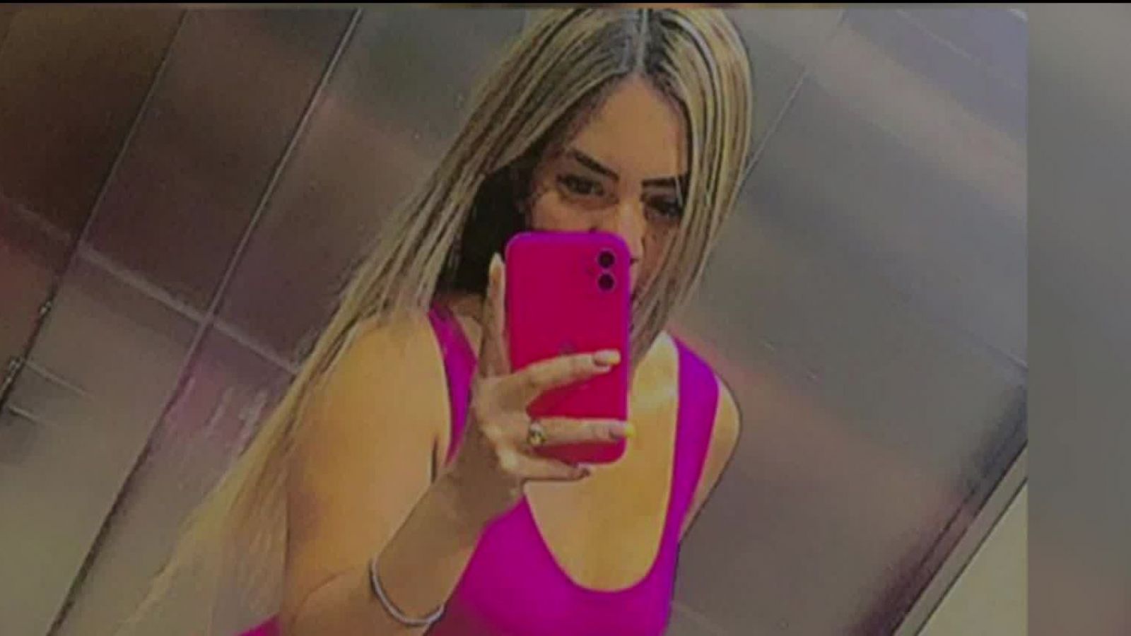 ¿Quién es la Barbie?: La mujer que hundió al Tren de Aragua en Chile
