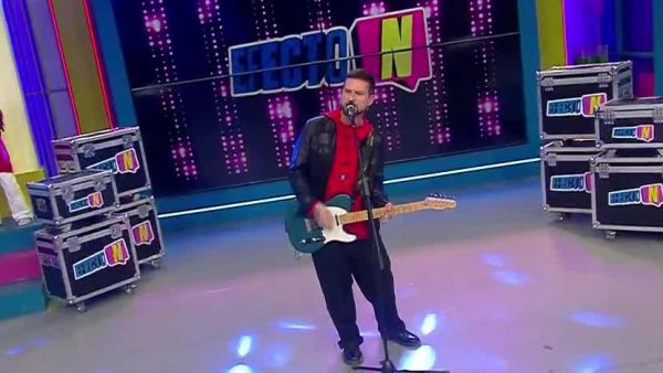 Jugó a la torre y nos mostró su lado musical: así fue la visita de Jean Philippe Cretton a Efecto N