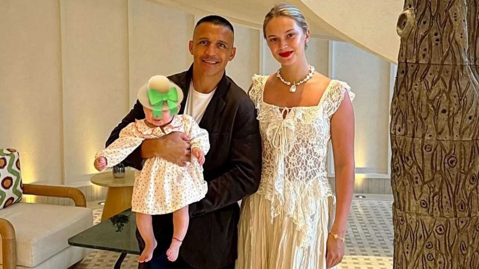 "Algo que sorprende": Prensa española resalta "detalle" en el Instagram de Alexis Sánchez
