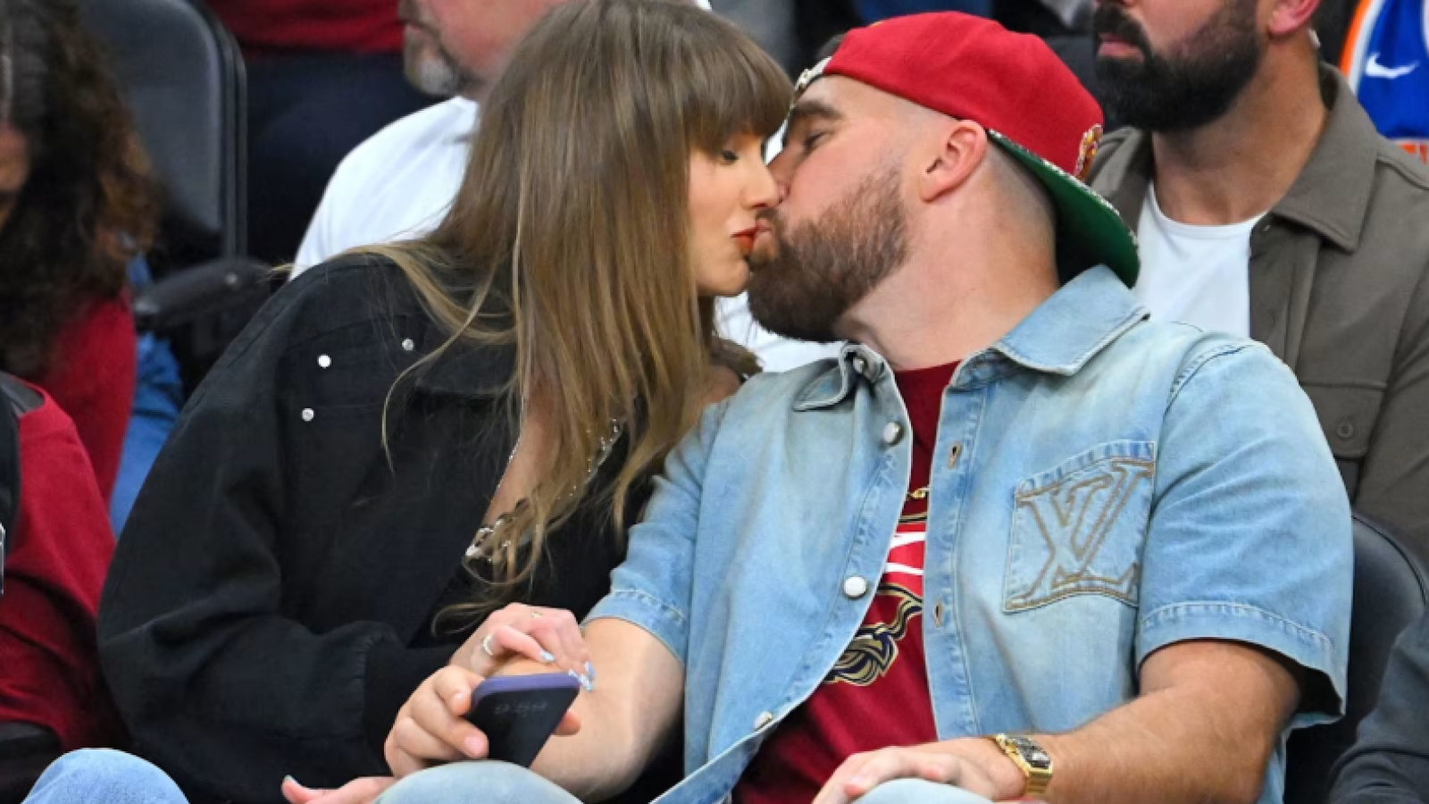Aumentan los rumores de la boda entre Taylor Swift y Travis Kelce: famoso recinto aparece como posible escenario
