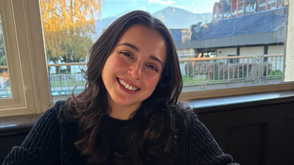 "Sé que puede sonar sin sentido": Influencer chilena genera controversia tras revelar que contrató chef privado para "ahorrar" dinero en comida
