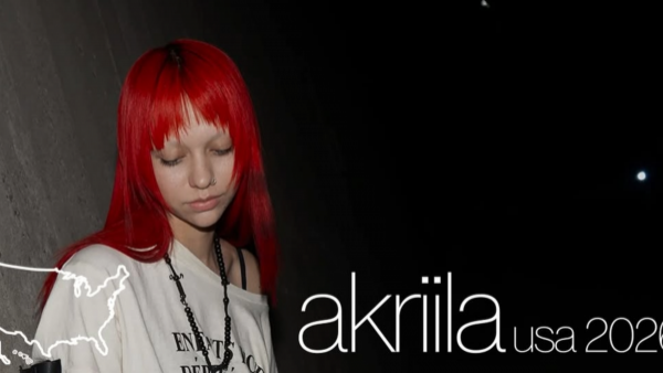 AKRIILA da un salto global: firma con Atlantic Records y lanza “suave” junto a Jane Remover

