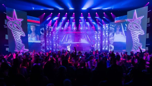 Mon Laferte, Alanys Lagos y Candelabro: Los grandes ganadores de los Pulsar 2026
