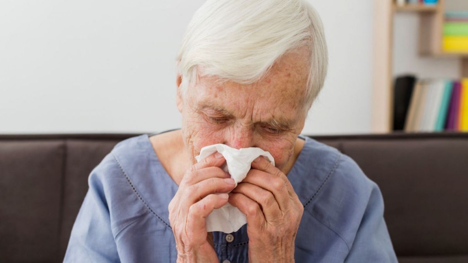 <p>Revisa la diferencias y cómo protegerte de influenza, VRS y resfriado común</p>
