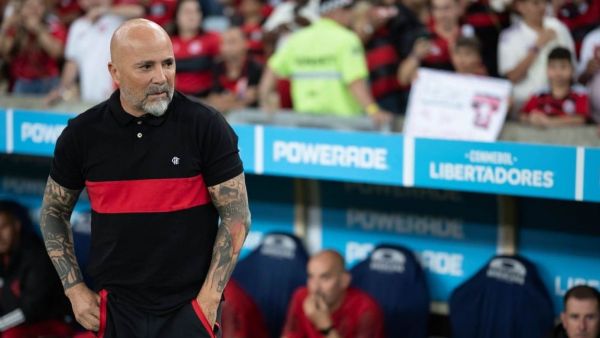 "Acuerdo total": Jorge Sampaoli dirigirá en el fútbol argentino y tendrá tres chilenos en el equipo
