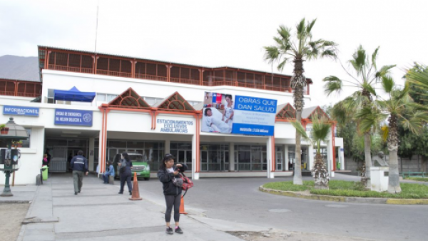 <p>Condenan a Hospital de Iquique: paciente pasó cuatro años convencido de que tenía cáncer</p>Condenan a Hospital de Iquique: paciente pasó cuatro años convencido de que tenía cáncer
