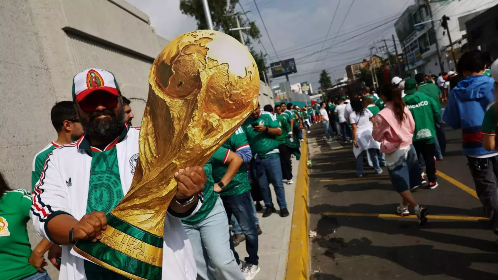 Tragedia en el Mundial 2026: hincha muere afuera del Estadio Azteca