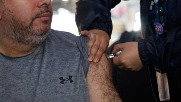<p>Minsal advierte aumento de la circulación viral y refuerzan llamado a vacunarse</p>Minsal advierte aumento de la circulación viral y refuerzan llamado a vacunarse
