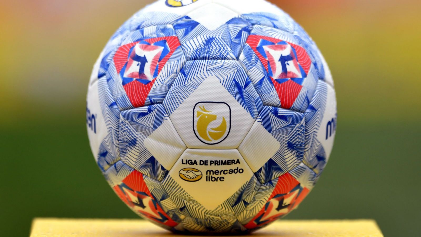 "Grave invasión a la privacidad": la denuncia que sacude al fútbol chileno
