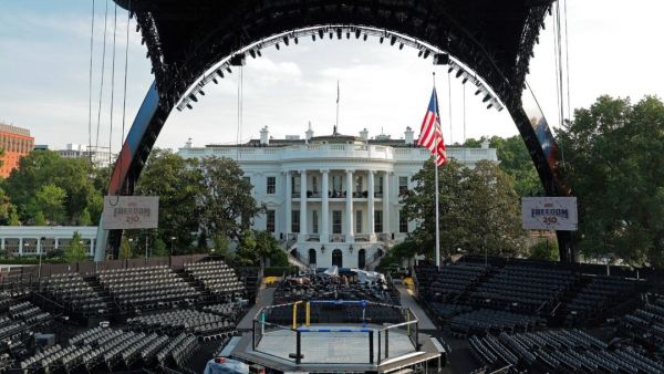 Todo listo: Así luce la inédita jaula de UFC en la Casa Blanca
