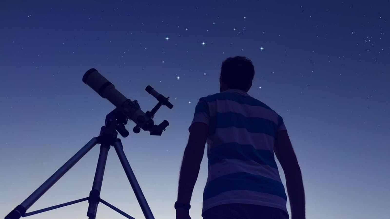 Venus, Júpiter, Mercurio y la Luna: cuándo y cómo observar desde Chile la “alineación planetaria”
