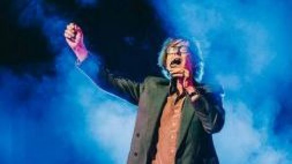 Pulp anuncia documental y disco en vivo tras su exitoso paso por Chile
