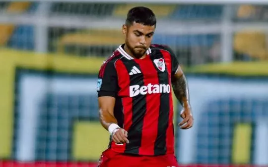 Paulo Díaz con la camiseta de River Plate.