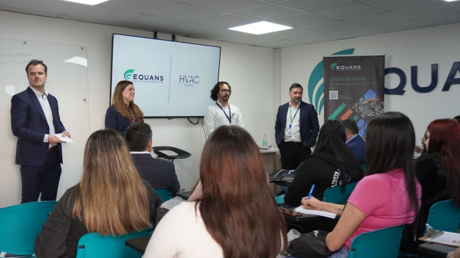 Lanzan iniciativa para especializar a mujeres en climatización industrial
