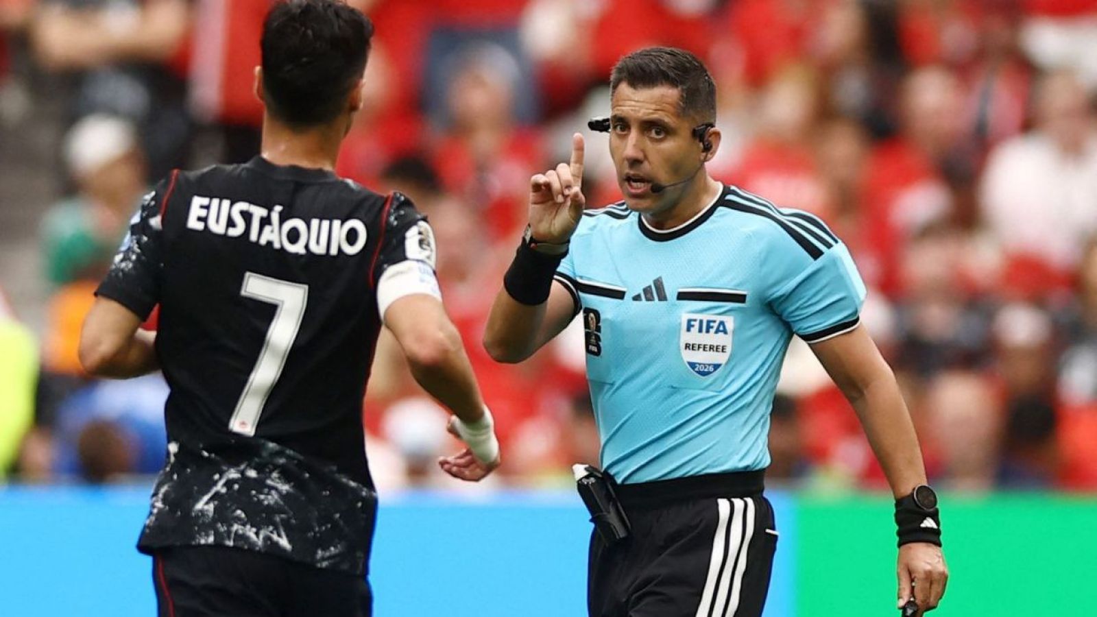 "¿Cómo vas a echar un jugador por esto?": la polémica de Cristian Garay en el Mundial 2026
