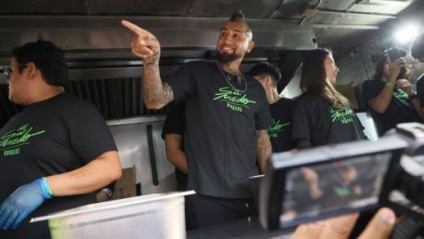 "Mis hijos son los más felices": el nuevo emprendimiento de Arturo Vidal
