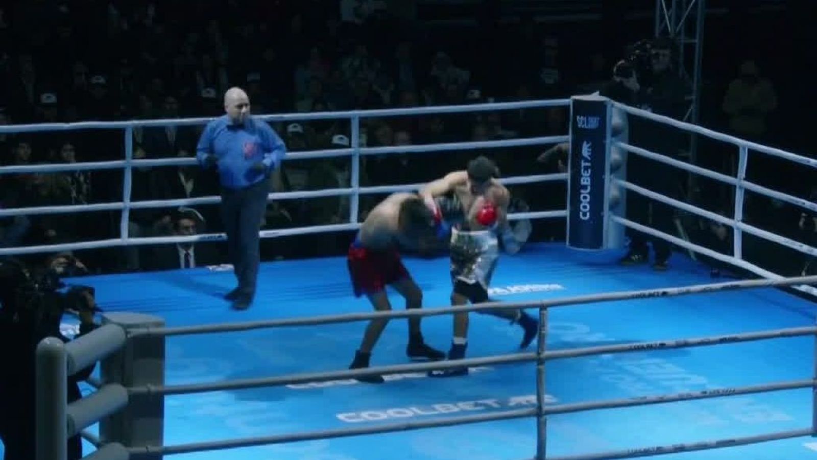 Así fue el impresionante KO de Carlos "The Prince" Cruzat
