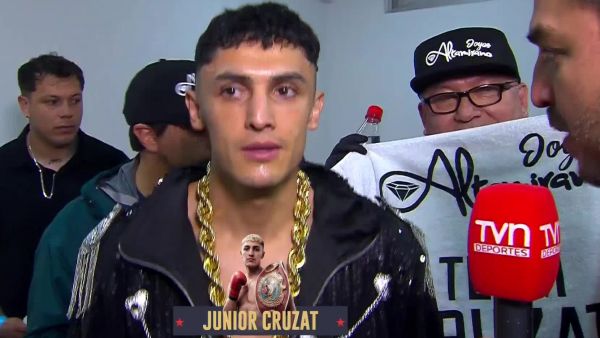 “Esta noche es mía”: Junior Cruzat a minutos de saltar al ring
