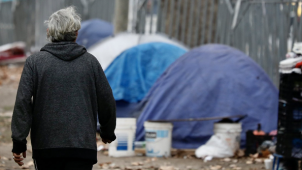 <p>Activan Código Azul en seis zonas del país para proteger a personas en situación de calle del frío</p>Activan Código Azul en seis zonas del país para proteger a personas en situación de calle del frío
