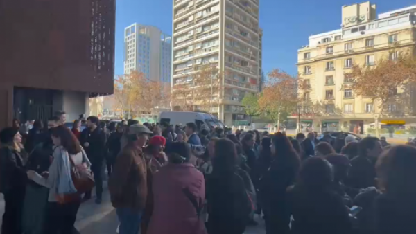 Estaba la ministra Lincolao: Aviso de bomba obliga a evacuar el GAM
