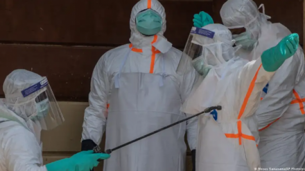 <p>Francia confirma su primer caso de ébola importado</p>Francia confirma su primer caso de ébola importado
